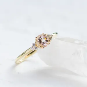 Romantický zásnubní prsten s morganitem a diamanty MONYX Thumbnail