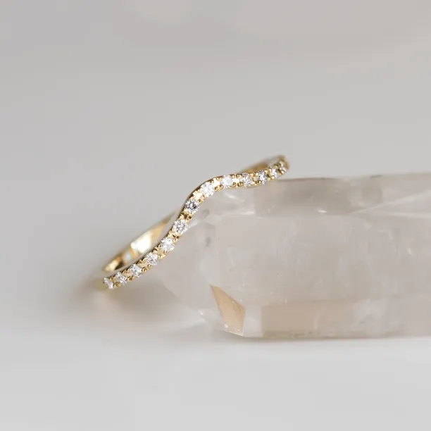 Zlatý eternity prsten s diamanty TIEROS Image