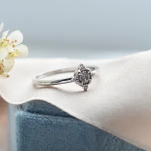 Romantic salt and pepper diamond ring ESTRELLA Thumbnail