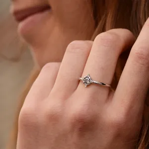 Romantic salt and pepper diamond ring ESTRELLA Thumbnail
