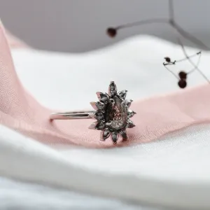 Prsten se salt'n'pepper diamanty ve tvaru květiny GIRASOLO Thumbnail