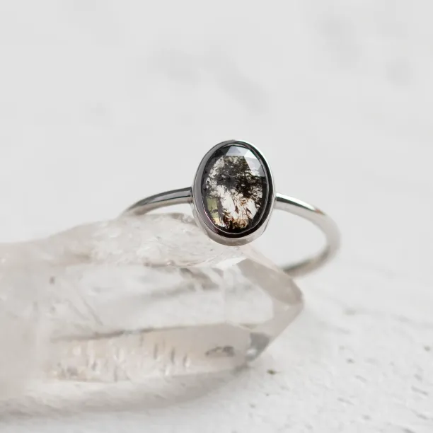 Zlatý prsten s oválným diamantem salt and pepper ONORATO Image