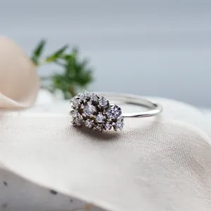 Netradiční zlatý cluster prsten s diamanty SEVERINO Thumbnail