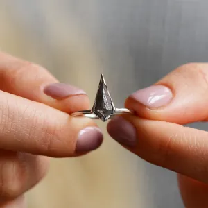 Netradiční zásnubní prsten s diamantem salt'n'pepper KELLIS Thumbnail