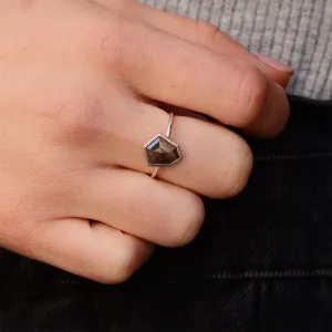 Zlatý prsten s hexagon salt and pepper diamantem CIARO Thumbnail