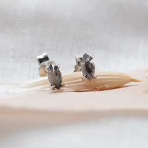 Minimalist salt and pepper diamonds earrings STELLA Thumbnail