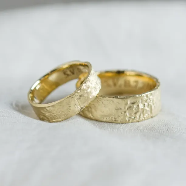 Unusual moon surface wedding bands LUNARIUM Image