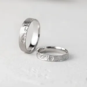 Unusual moon surface wedding bands LUNARIUM Thumbnail