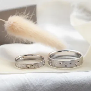 Netradičně vesmírné snubní prsteny SELENE Thumbnail