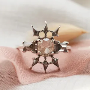 Luxusní zlatý prsten se salt'n'pepper diamanty AURORA Thumbnail