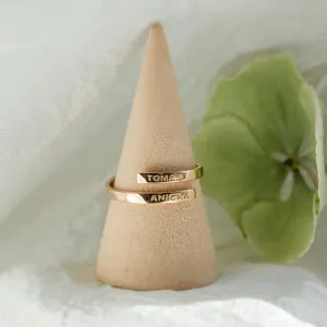 Zlatý spirálovitý prsten se jménem dítěte MATTEO Thumbnail