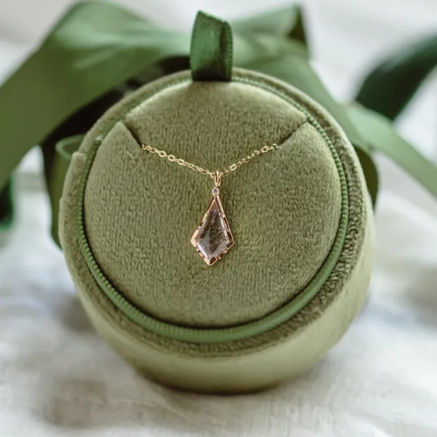 Rutilated quartz pendant with diamond MATTIAS Image