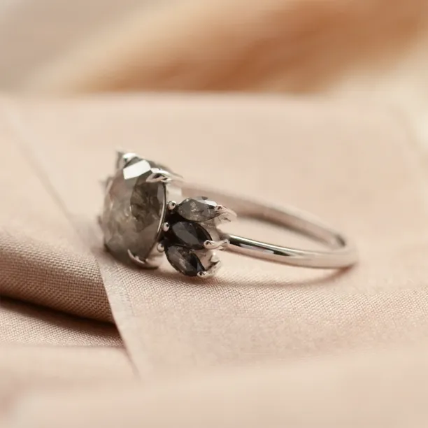 Originální prsten se salt'n'pepper diamanty GIUSTINA Image