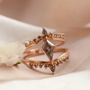 Vintage split shank prsten se salt and pepper diamanty SPLIT Thumbnail