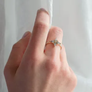 Zlatý prsten ve tvaru hvězdy se salt and pepper diamanty ALESSIA Thumbnail