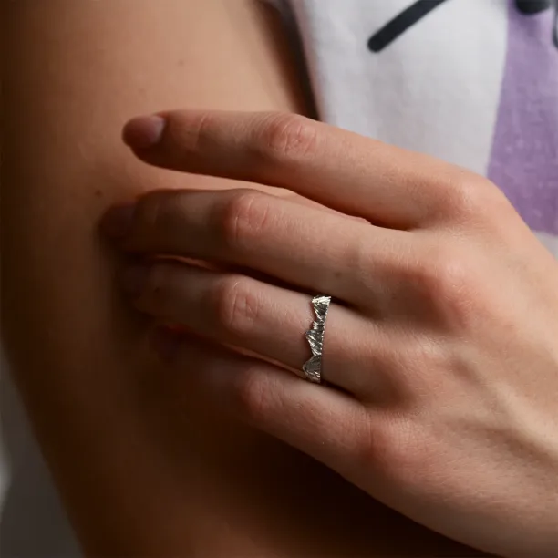 Netradiční snubní prsteny s motivem hor DOLOMITY Image