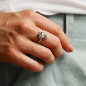 Halo luxusní prsten se salt and pepper diamantem NOEMI Thumbnail
