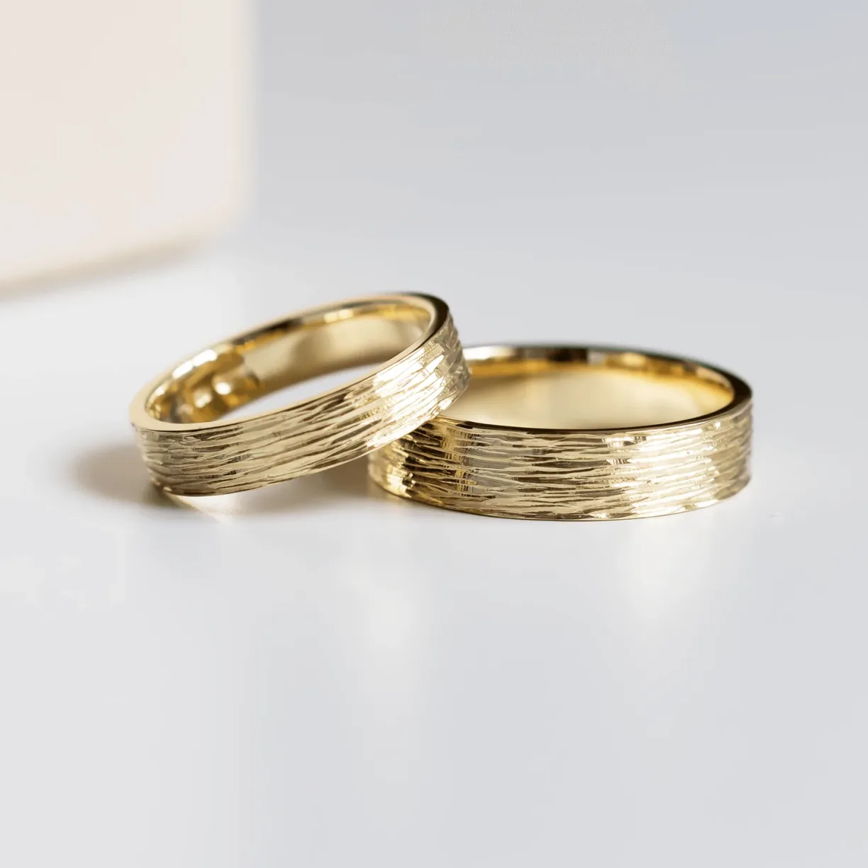 Straight wedding ring example