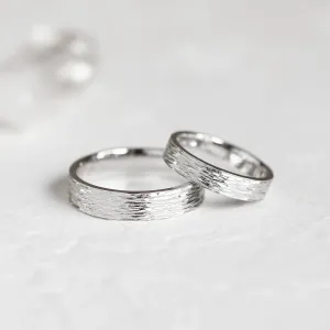 Zlaté snubní prsteny s povrchem stromové kůry BRANCH Thumbnail