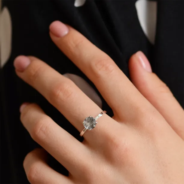 Rutilový křišťál ve zlatém prstenu s diamanty GIORGIA Image