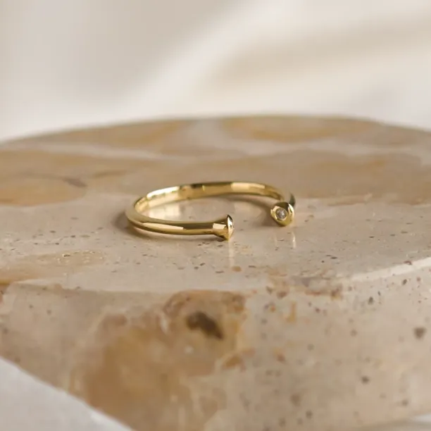 Minimalistický otevřený prsten s diamanty EMMA Image