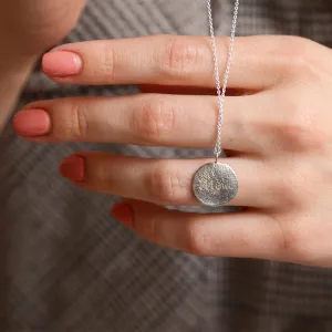 Strukturovaný personalizovaný náhrdelnik s libovolným gravírem MOM Thumbnail