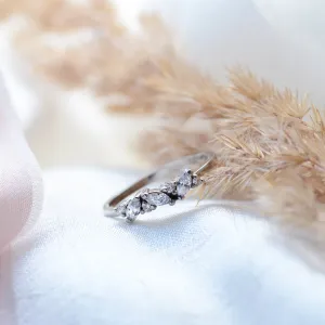 Zlatý prsten s kulatými a markýz diamanty  VALLYS Thumbnail