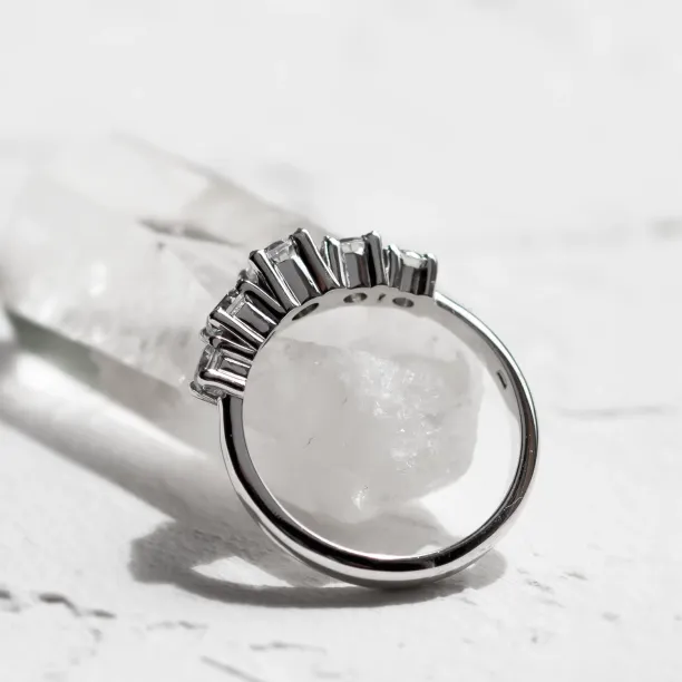 Five stone diamond engagement ring NICOLAS Image