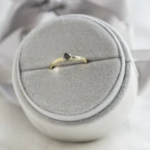 Zlatý prsten ve tvaru stromové kůry se salt and pepper diamantem SALTY Thumbnail