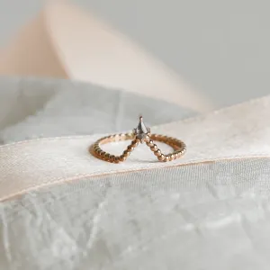 Salt and pepper diamond V stacker ring ISOLDE Thumbnail