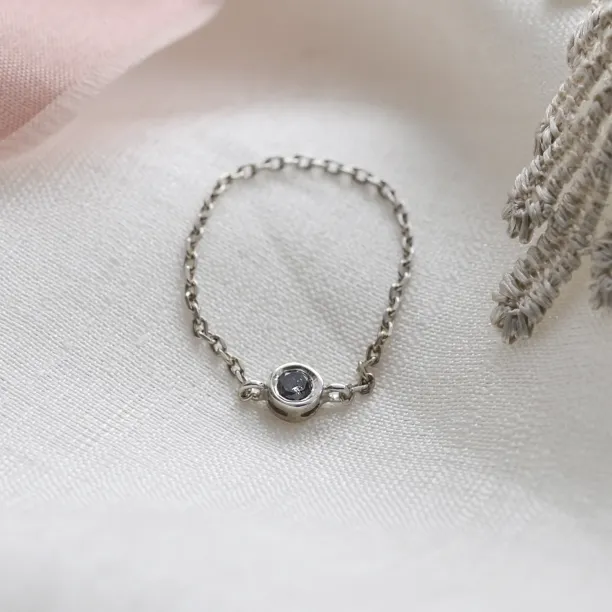 Zlatý řetízkový prsten se salt and pepper diamantem DAITHI Image