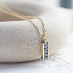 Zlatý přívěsek se salt and pepper diamanty a klasickým diamantem EVERLY Thumbnail