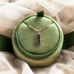 Zlatý přívěsek se salt and pepper diamanty a klasickým diamantem EVERLY Thumbnail