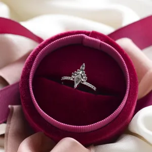 Luxusní cluster prsten ze zlata se salt and pepper diamanty DUBHEASA Thumbnail