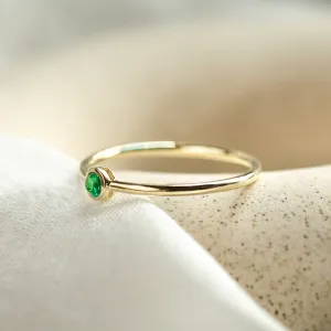 Emerald stackable fine ring CARAGH Thumbnail