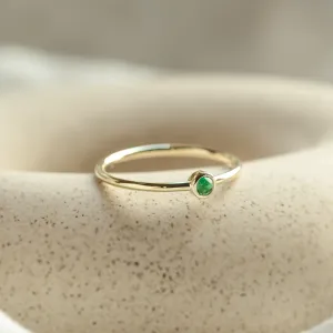 Emerald stackable fine ring CARAGH Thumbnail