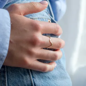 Zlatý minimalistický prsten ve tvaru hor ALPINE Thumbnail