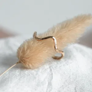 Zlatý minimalistický prsten ve tvaru hor ALPINE Thumbnail