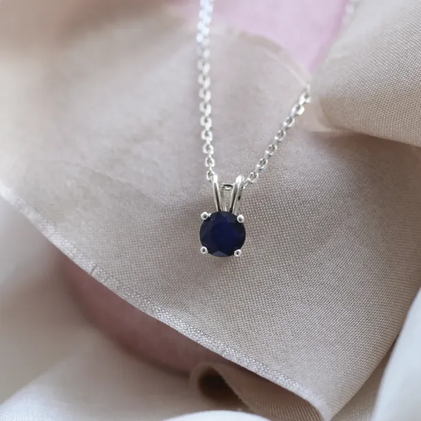 Zlatý přívěsek s modrým safírem EFEMER Image