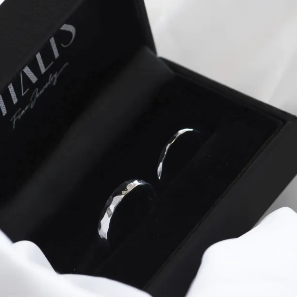 Unusual hammered wedding bands VIOLA Image