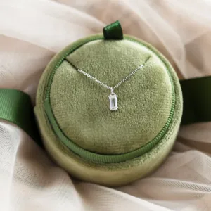 Gold pendant with moissanite CARRIE Thumbnail