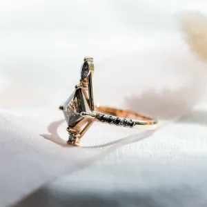 Extravagantní prsten se salt and pepper diamanty SANIA Thumbnail