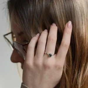 Zlatý prsten s oválným salt´n´pepper diamantem ROXANE Thumbnail