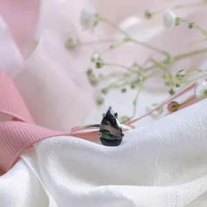 Zlatý prsten s mechovým achátem ve tvaru kapky BERT Thumbnail