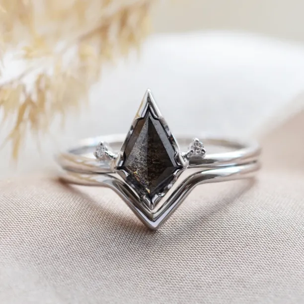 Set gold rings with salt and pepper diamond SALLY Image