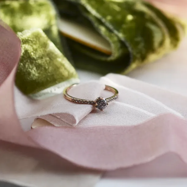 Gold ring with salt and pepper diamonds SANI Image