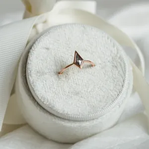 Solid gold ring with salt and pepper diamond STEW Thumbnail