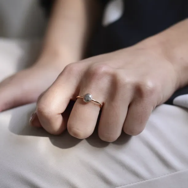 Zlatý prsten s diamantem salt and pepper HIKS Image