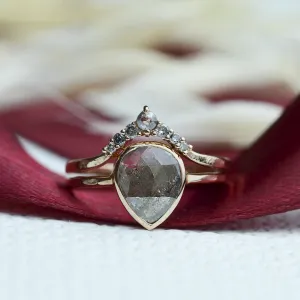 Gold set rings with salt and pepper diamonds PAULA Thumbnail