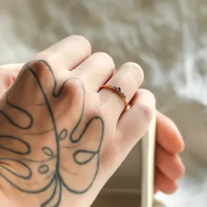 Zlatý minimalistický prsten se safíry CLUSTER Thumbnail